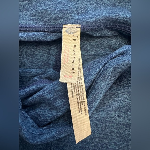 FP MOVEMENT BLUE CUTOUT HALO LEGGINGS - Size Medium SKU:561 - Picture 6 of 8